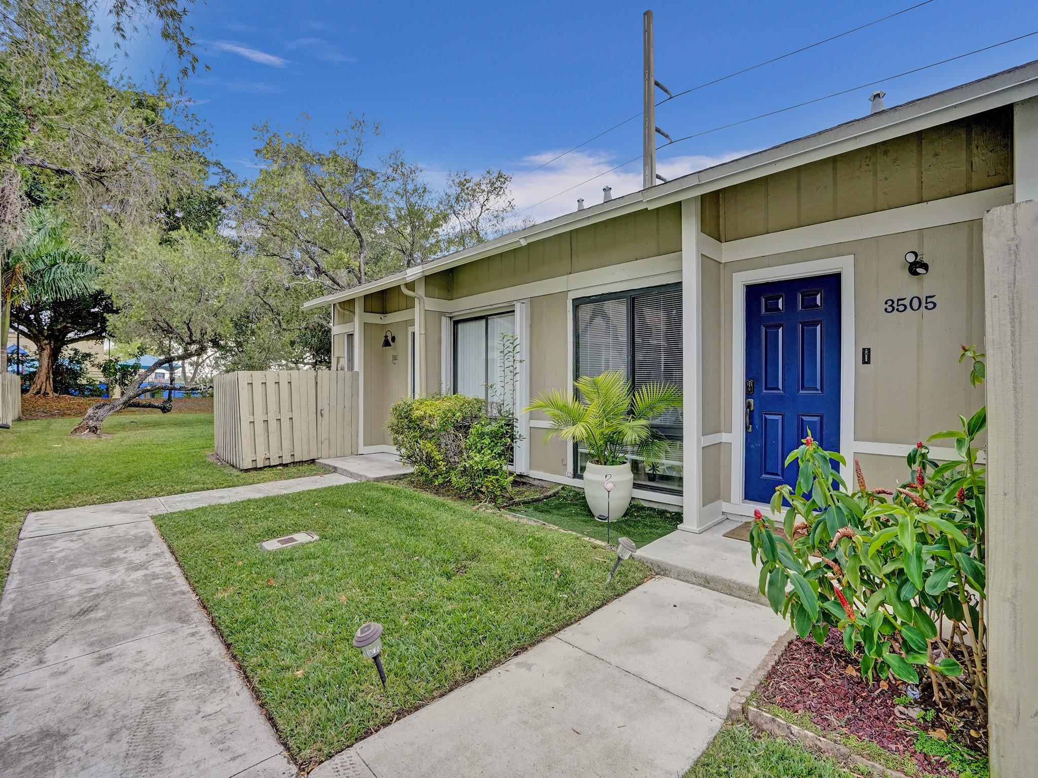 SOUTH POINTE - Residential