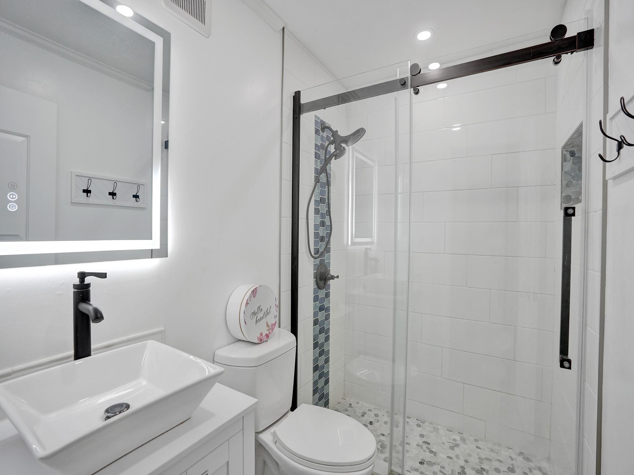 SOUTH POINTE - Residential