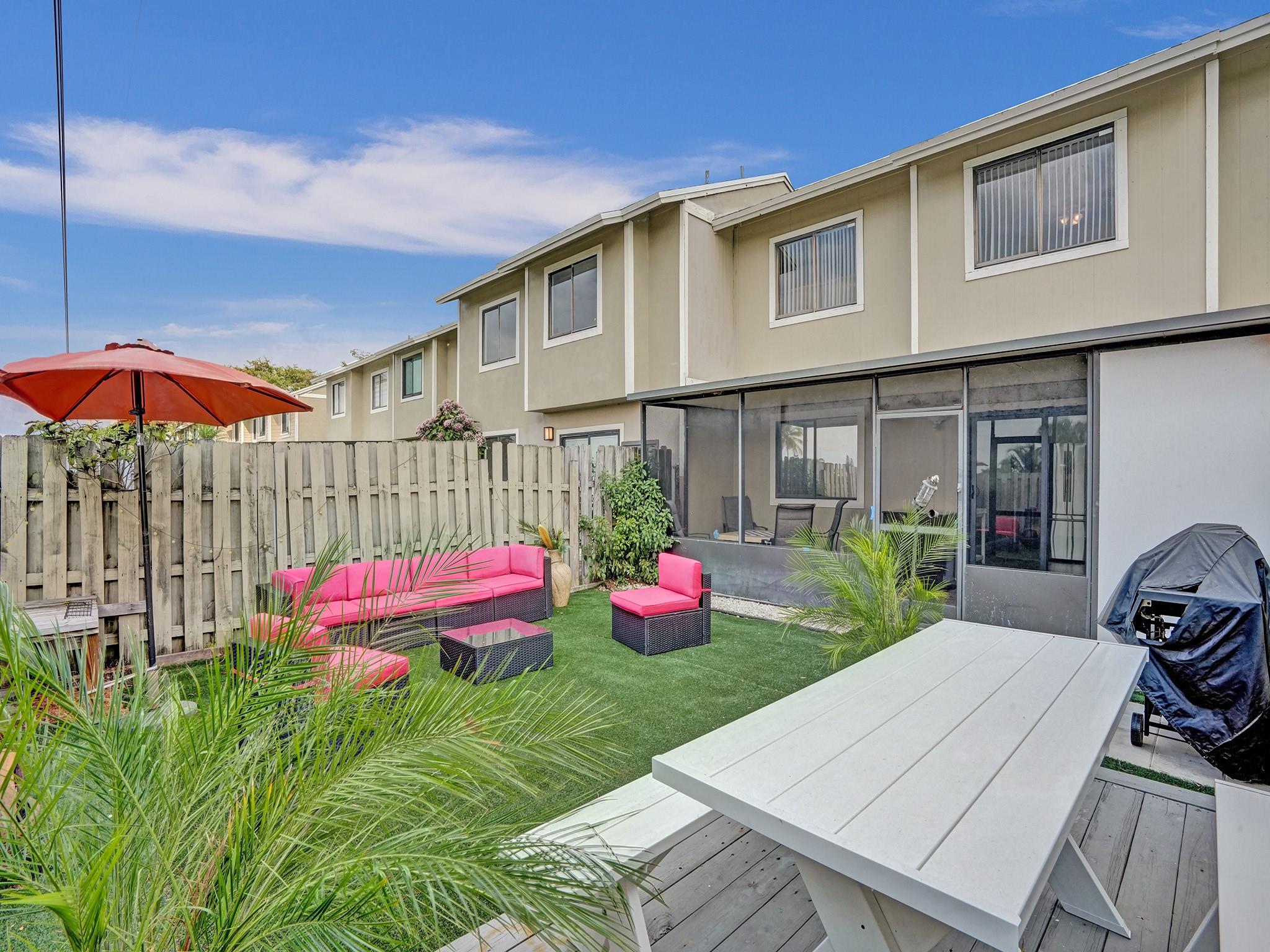 SOUTH POINTE - Residential