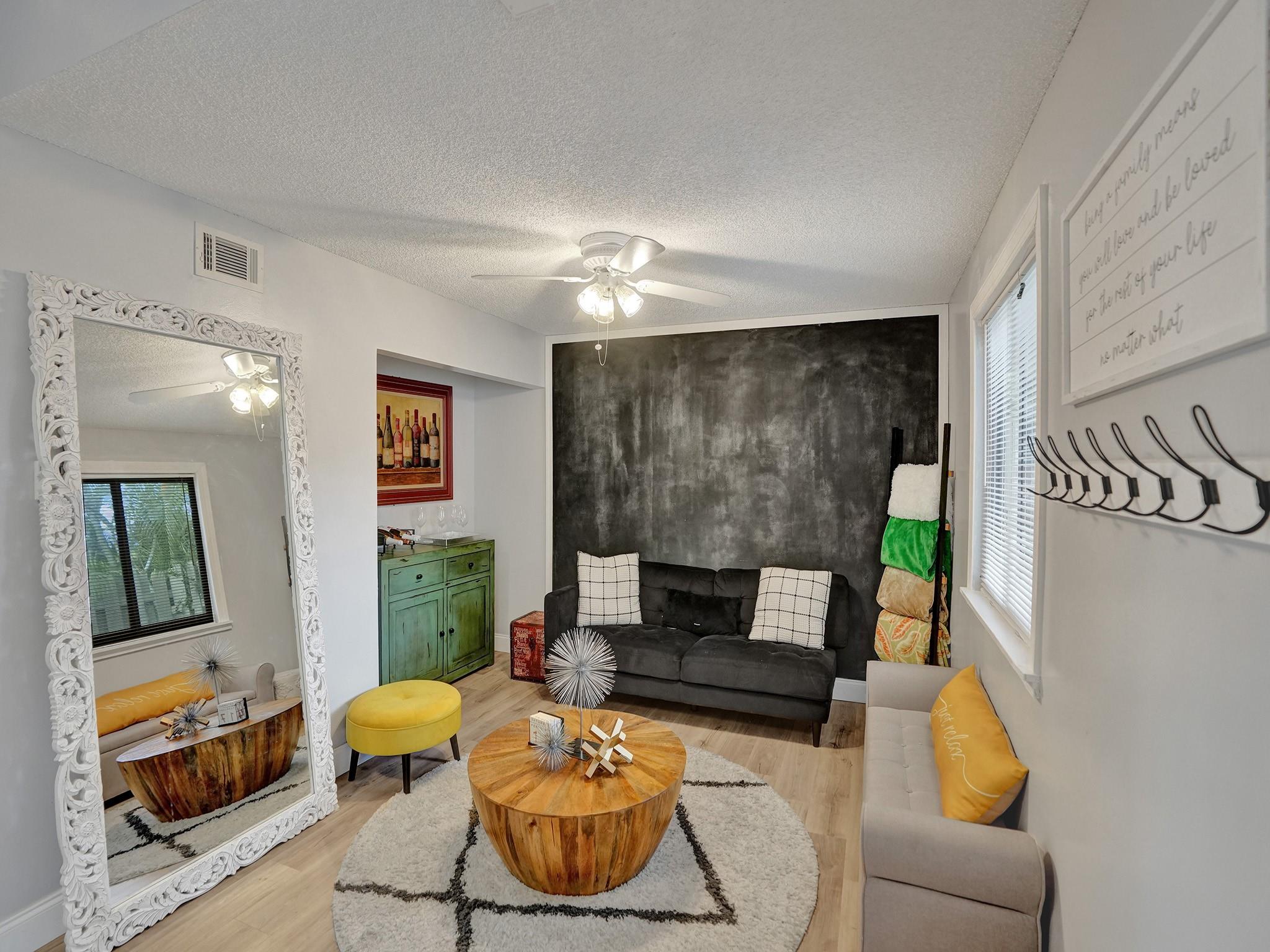 SOUTH POINTE - Residential