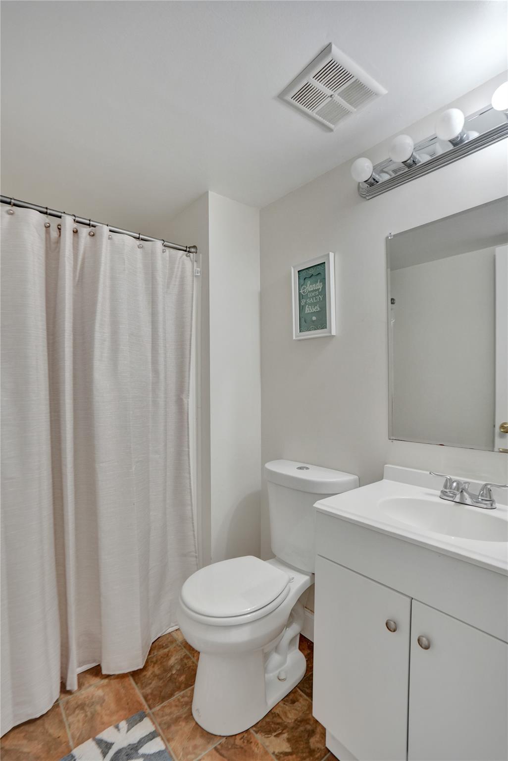 SOUTH POINTE - Residential