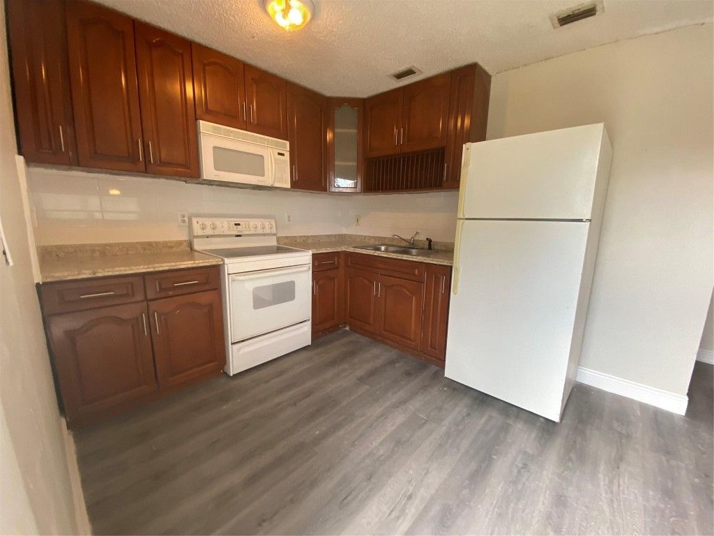 Photo of 146 SW 12 Avenue #B, Delray Beach, FL 33444 (MLS # F10458529)