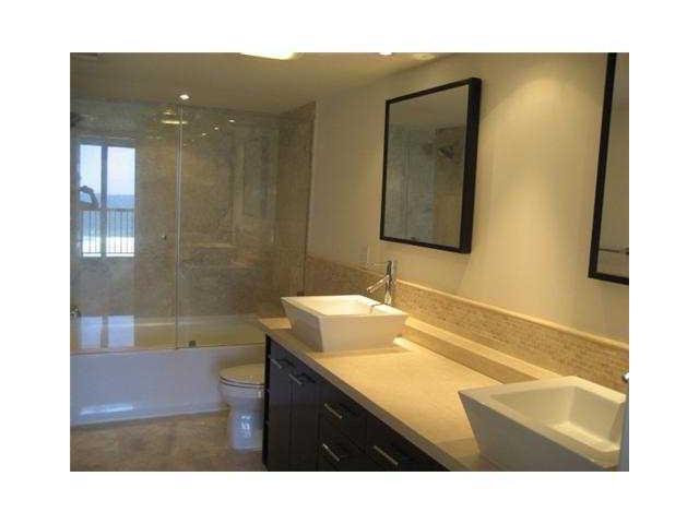 OCEAN TOWNHOUSES - Residential Lease