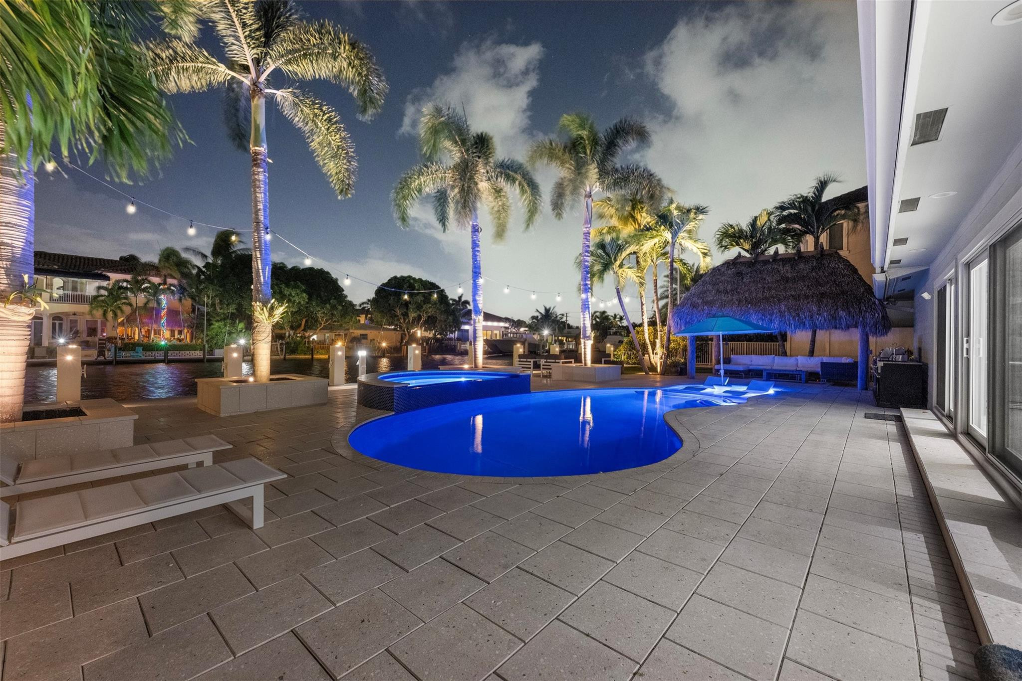 Lighthouse Point - Residential