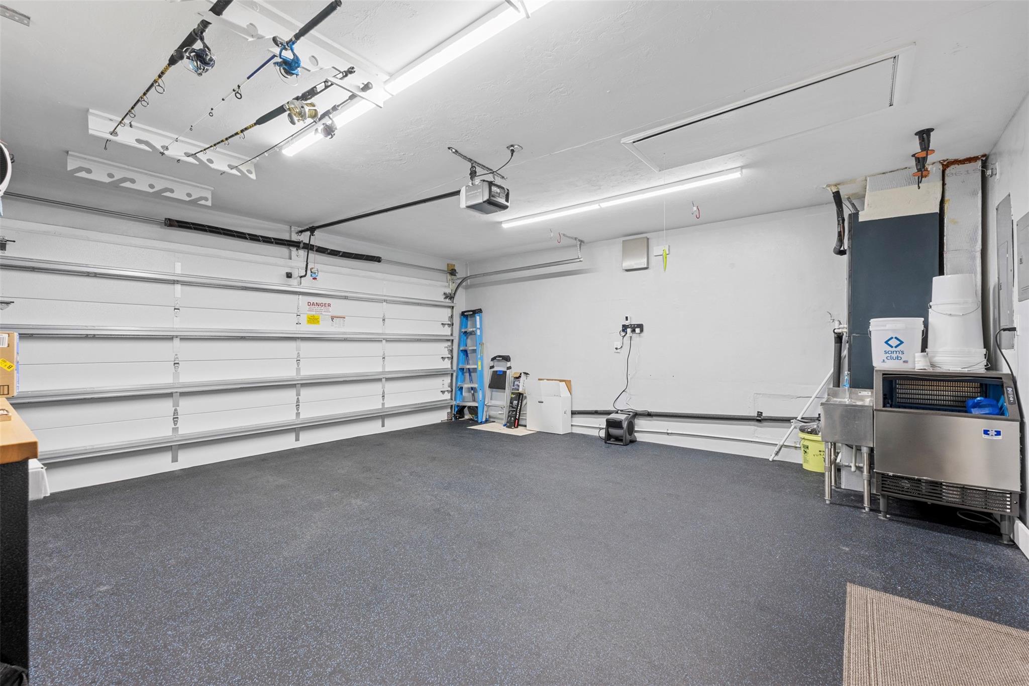 Lighthouse Point - Residential