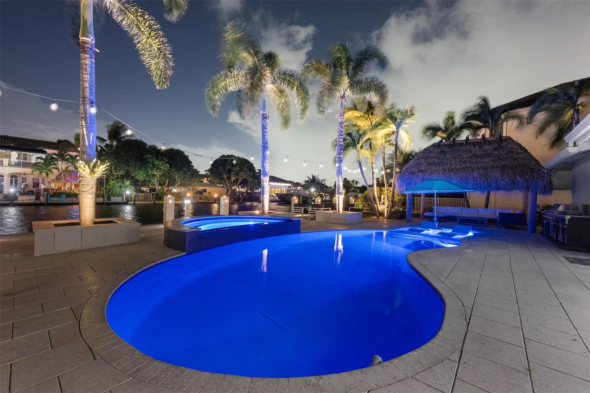 Lighthouse Point - Residential