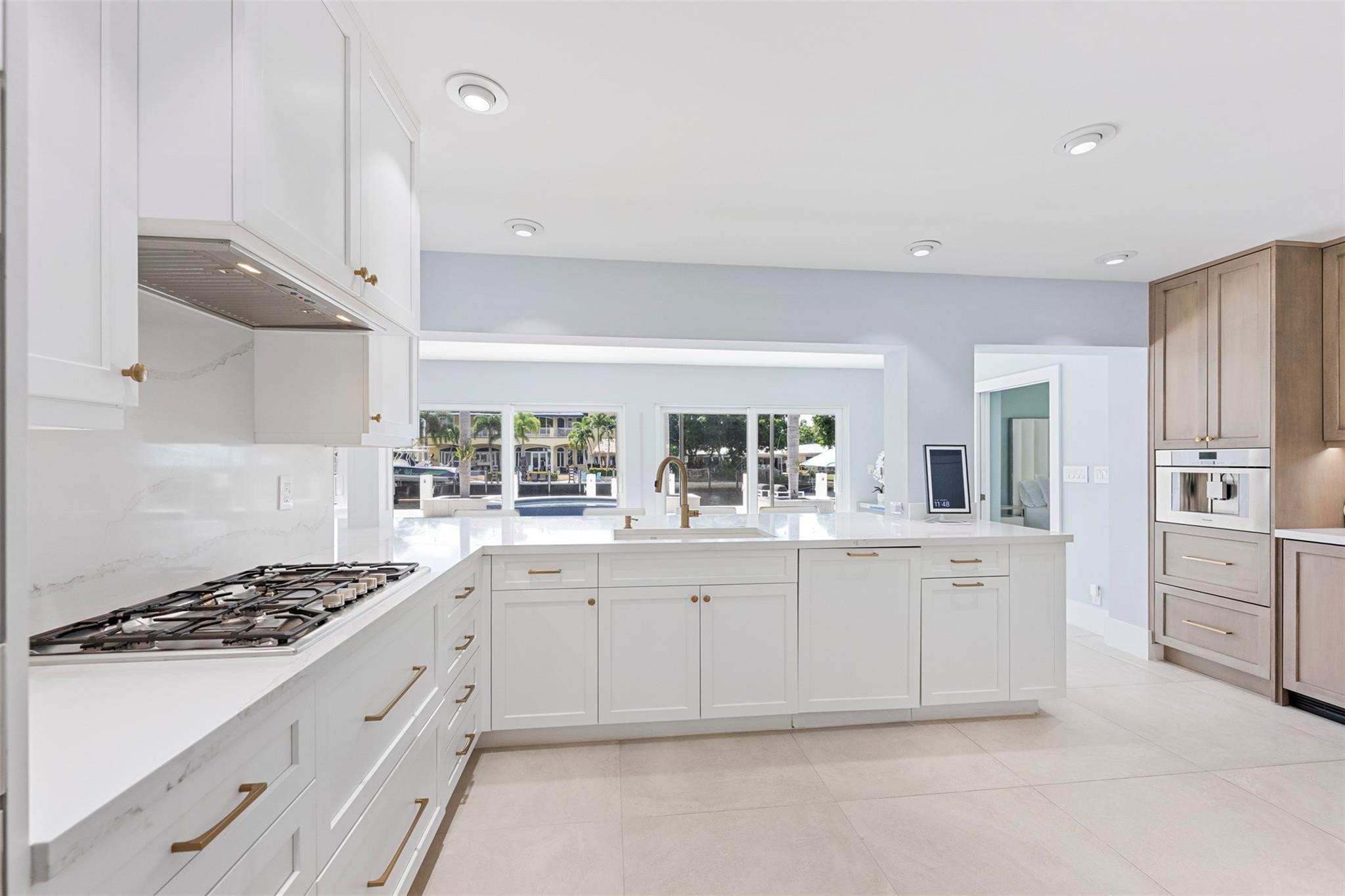 Lighthouse Point - Residential