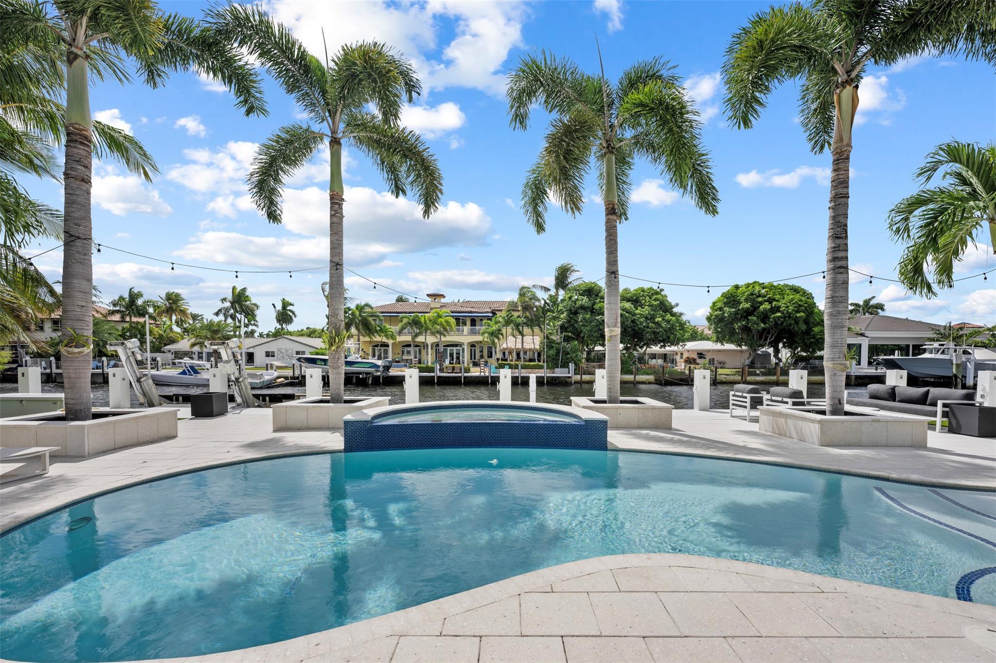 Lighthouse Point - Residential