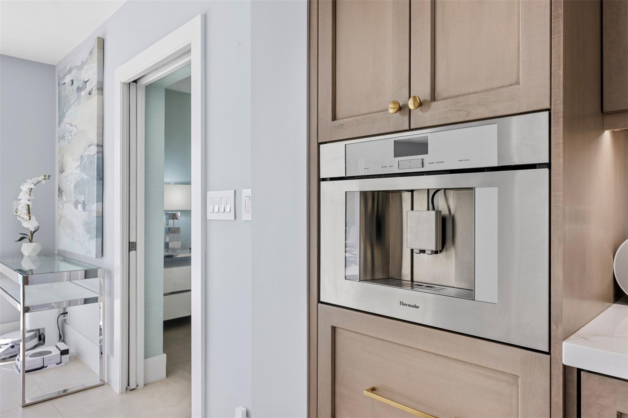 Lighthouse Point - Residential