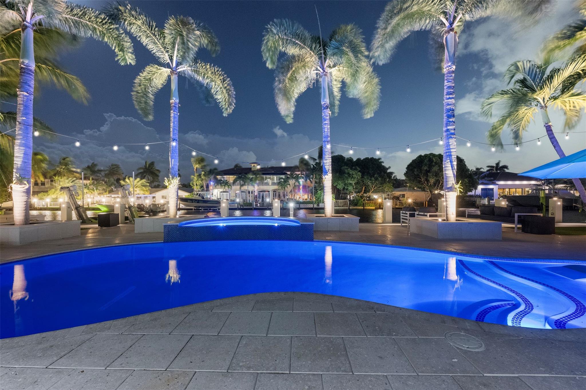 Lighthouse Point - Residential