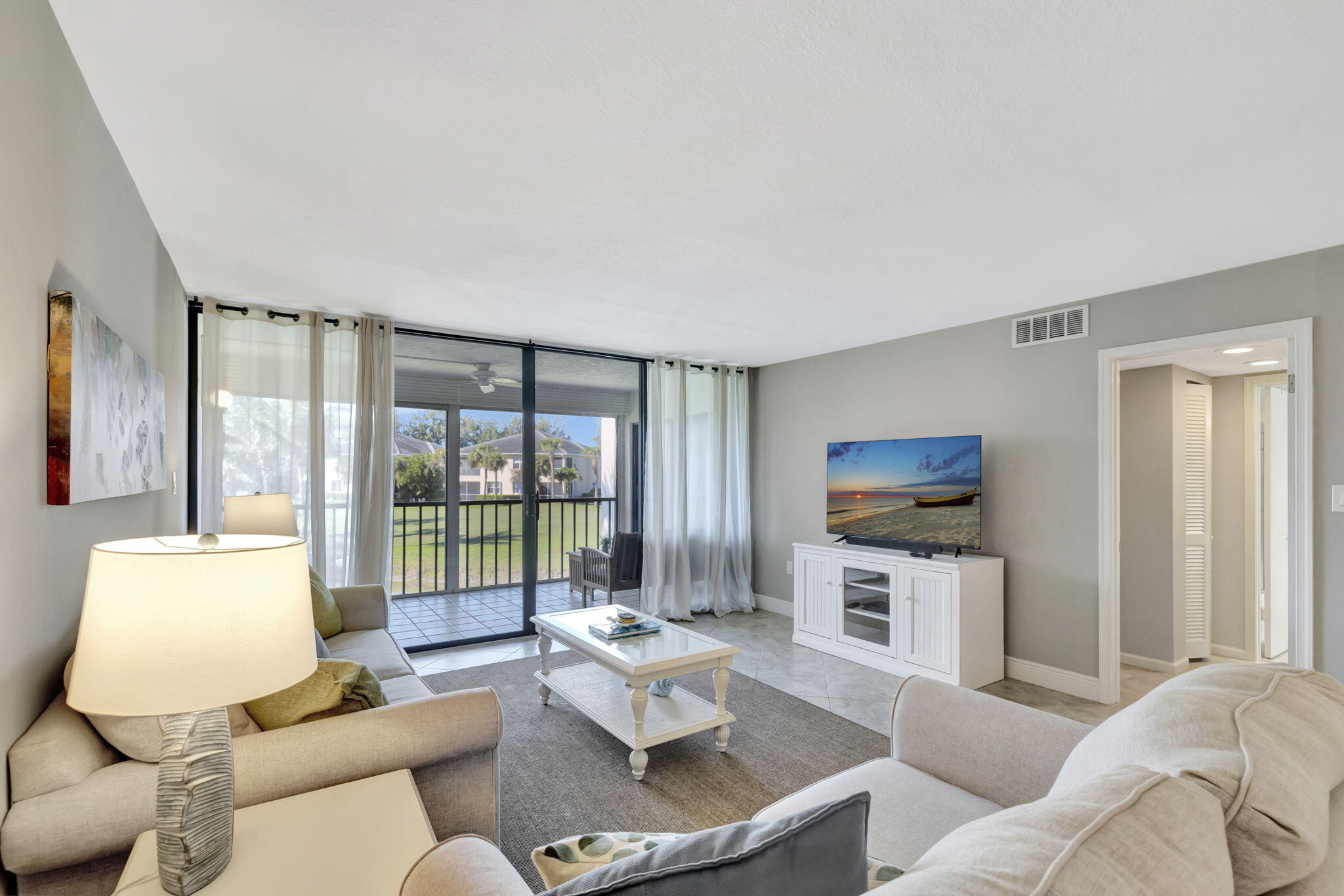 2400 S Ocean Drive 7322