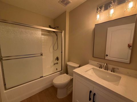 Tiny photo for 1001 Harvest Moon Drive, Seffner, FL 33584 (MLS # B26015023)