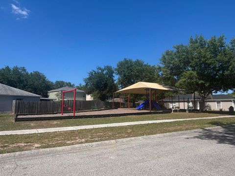 Tiny photo for 1001 Harvest Moon Drive, Seffner, FL 33584 (MLS # B26015023)