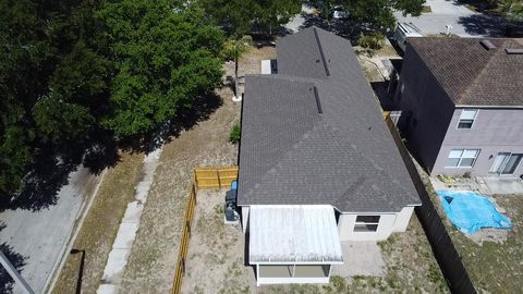 Tiny photo for 1001 Harvest Moon Drive, Seffner, FL 33584 (MLS # B26015023)