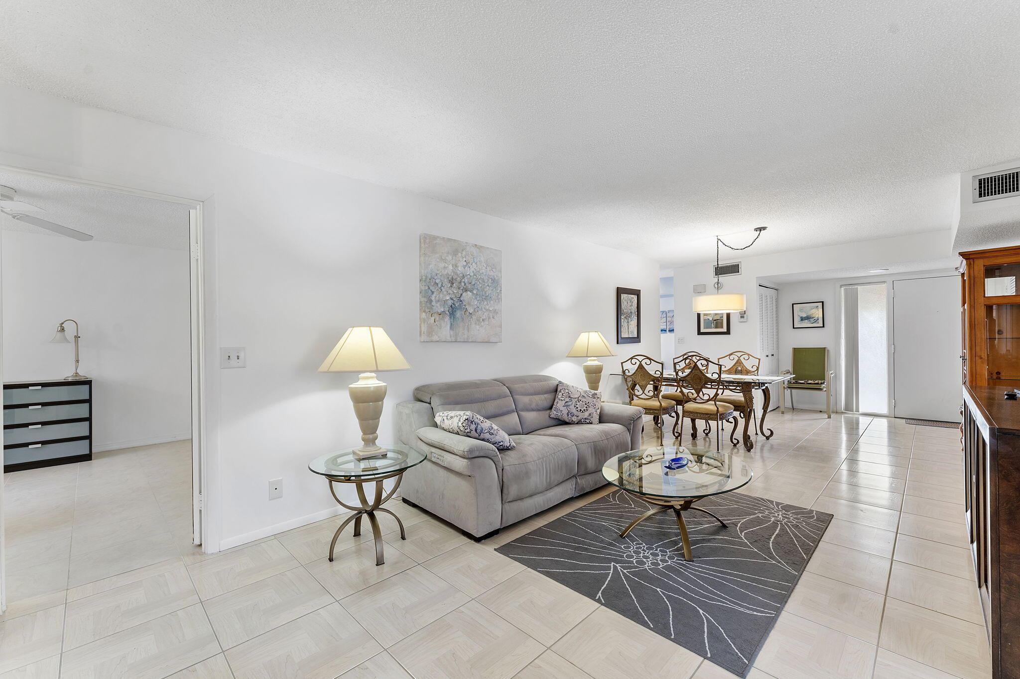 11234 Green Lake Drive 201