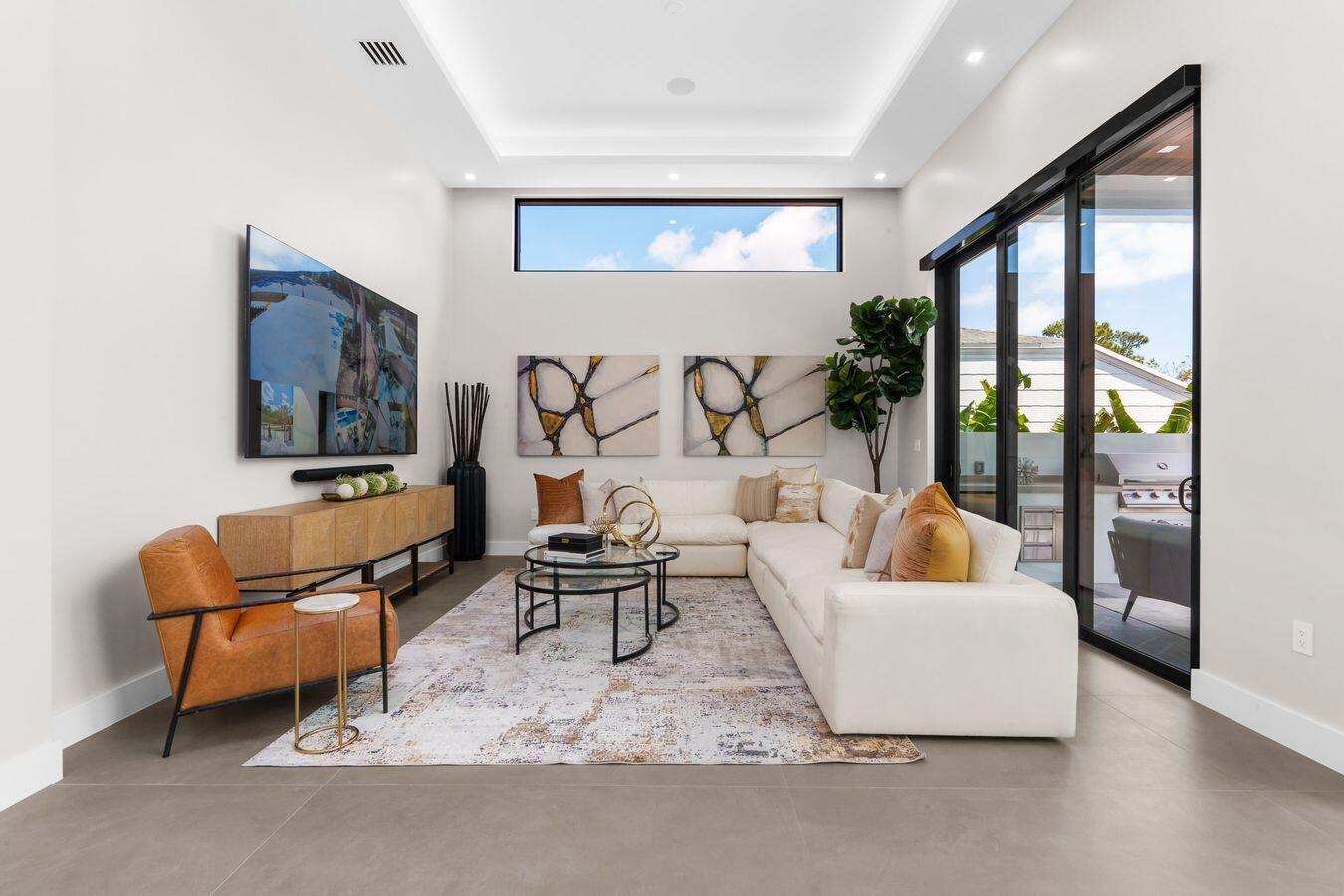 CROISSANT PARK RIVER SEC - Residential