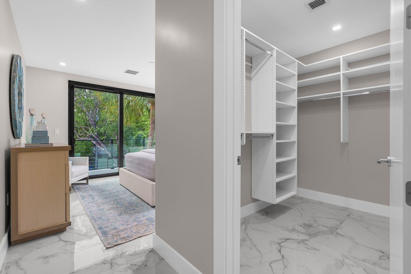 CROISSANT PARK RIVER SEC - Residential