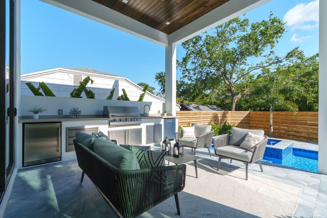 CROISSANT PARK RIVER SEC - Residential