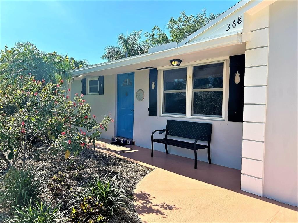 Photo of 368 Beacon Street, Tequesta, FL 33469 (MLS # R10882644)