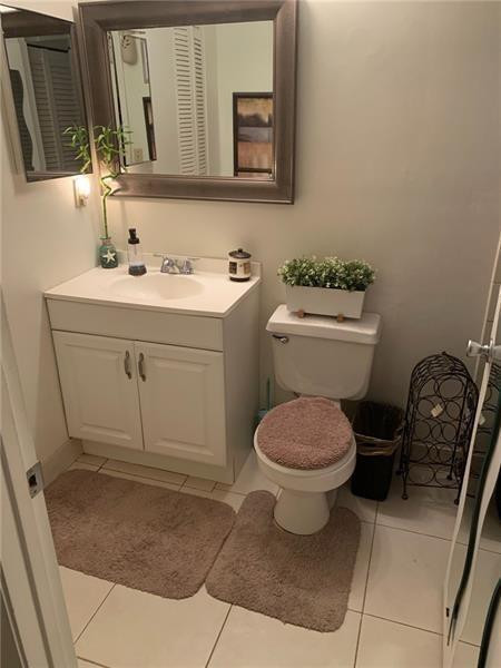 COCO PARC CONDO - Residential Lease