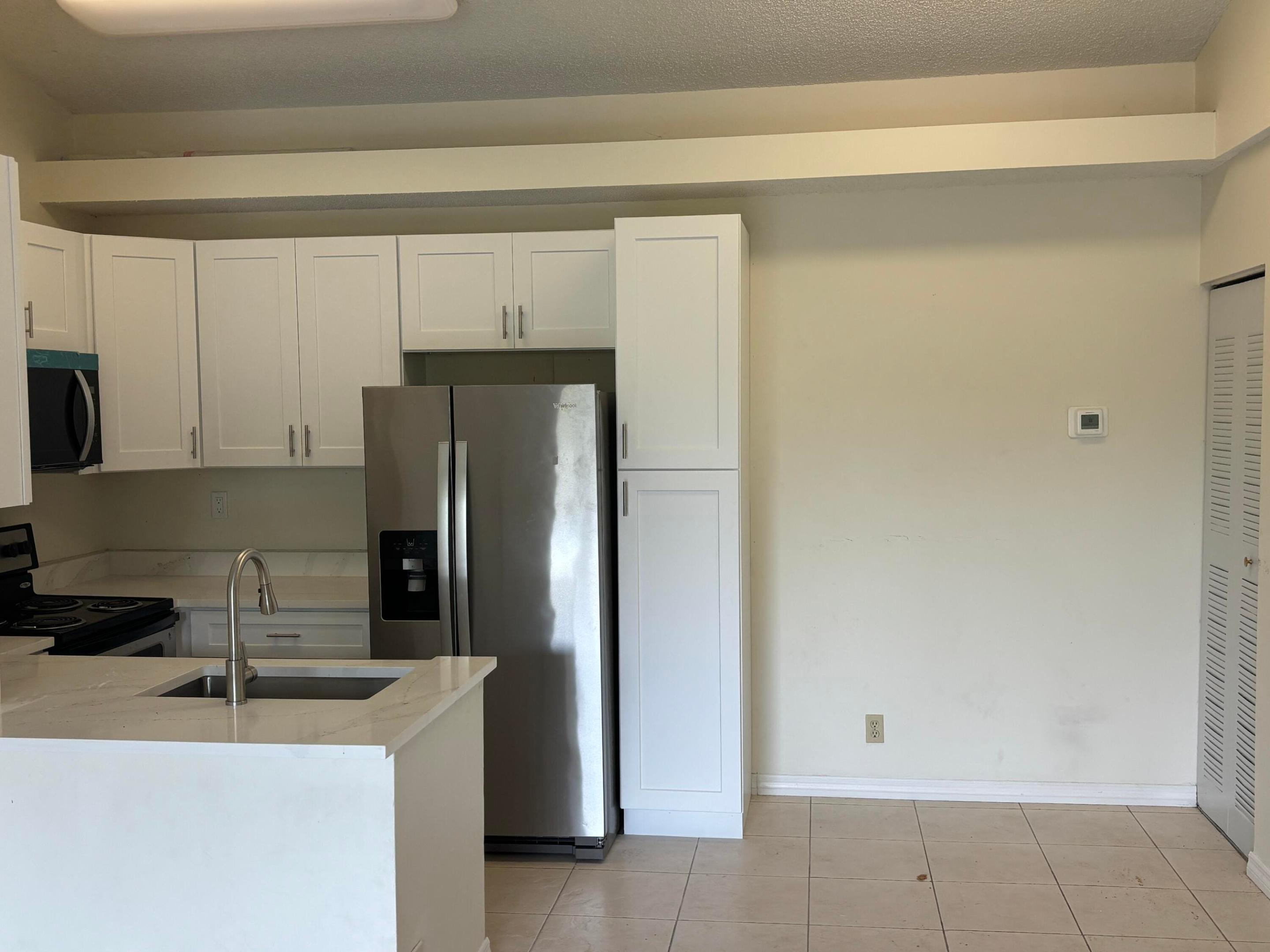 COCO PARC CONDO - Residential Lease