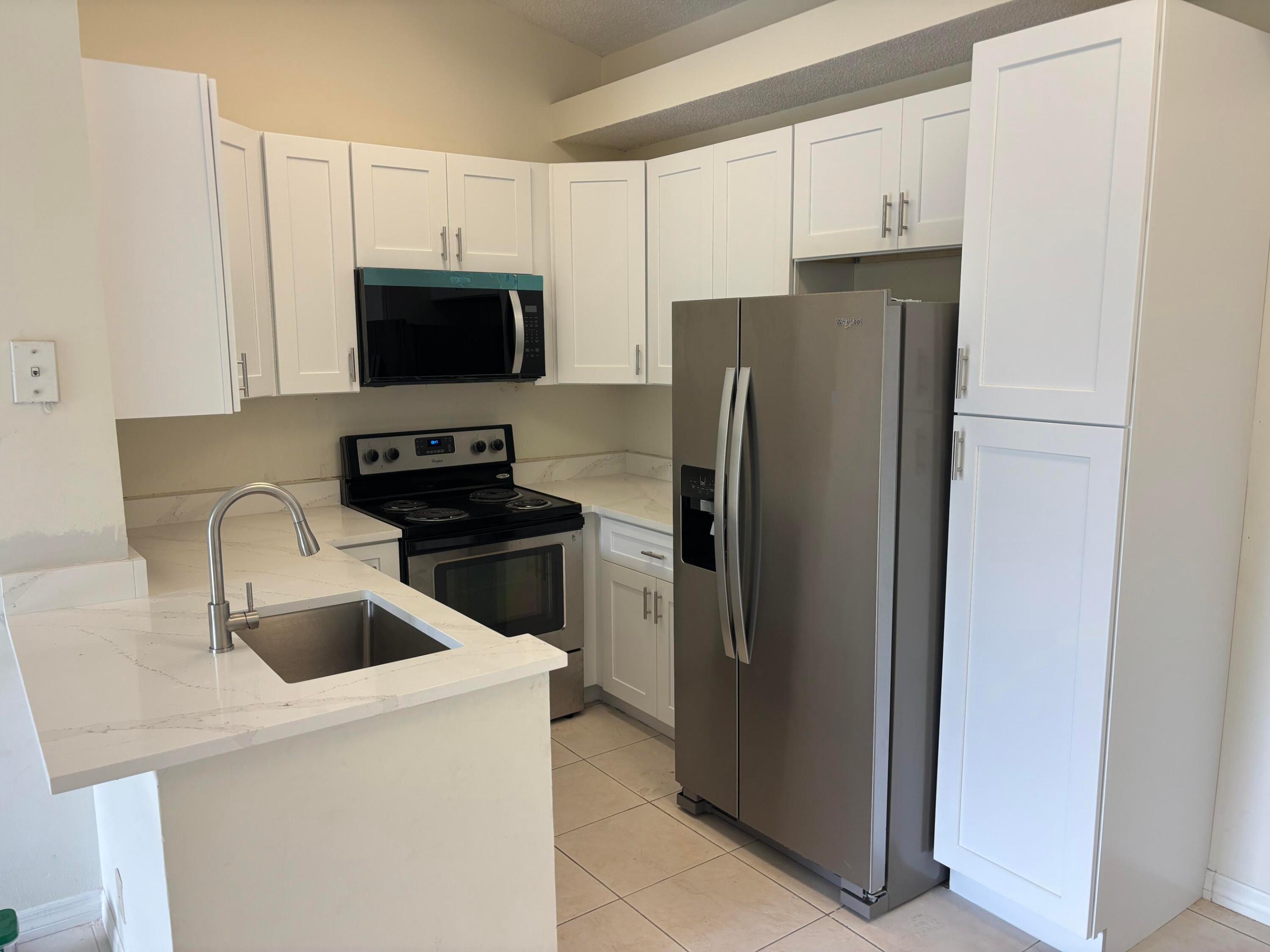 COCO PARC CONDO - Residential Lease