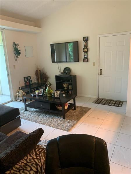 COCO PARC CONDO - Residential Lease