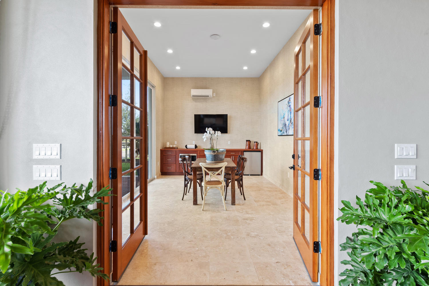 SADDLE CLUB OF WELLINGTON - Residential