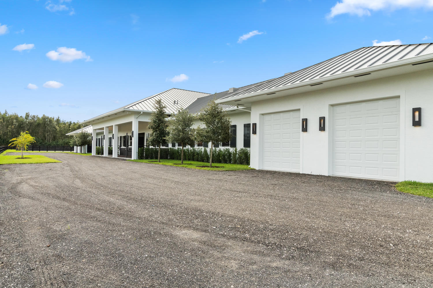 SADDLE CLUB OF WELLINGTON - Residential