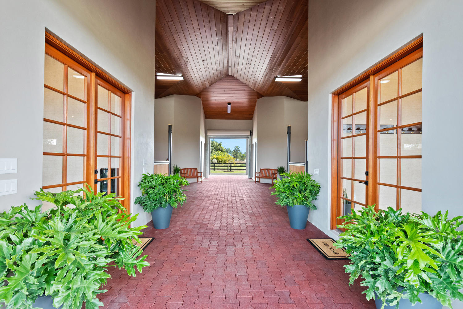 SADDLE CLUB OF WELLINGTON - Residential