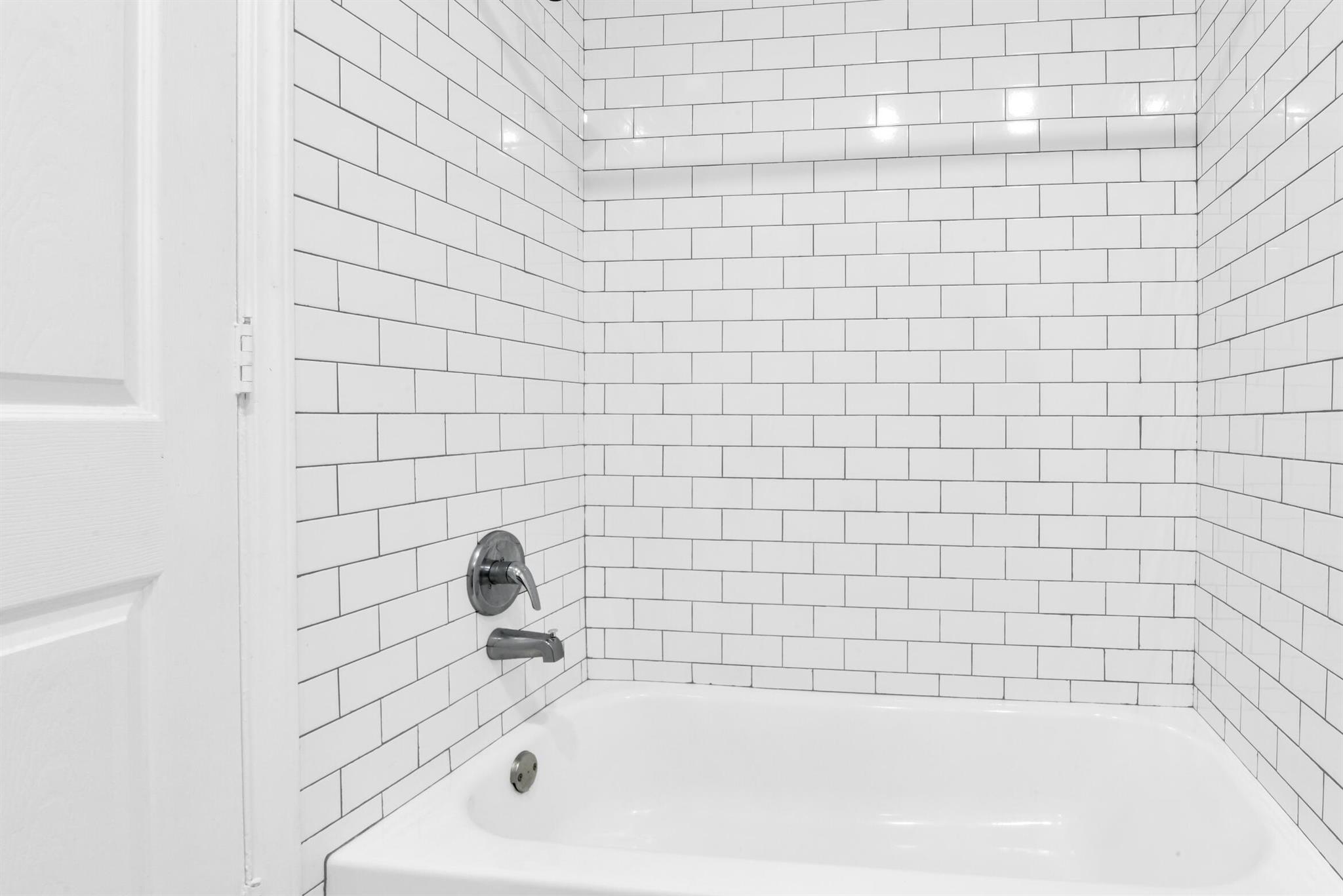 GREENVIEW SHORES 2 OF WEL - Commercial Sale