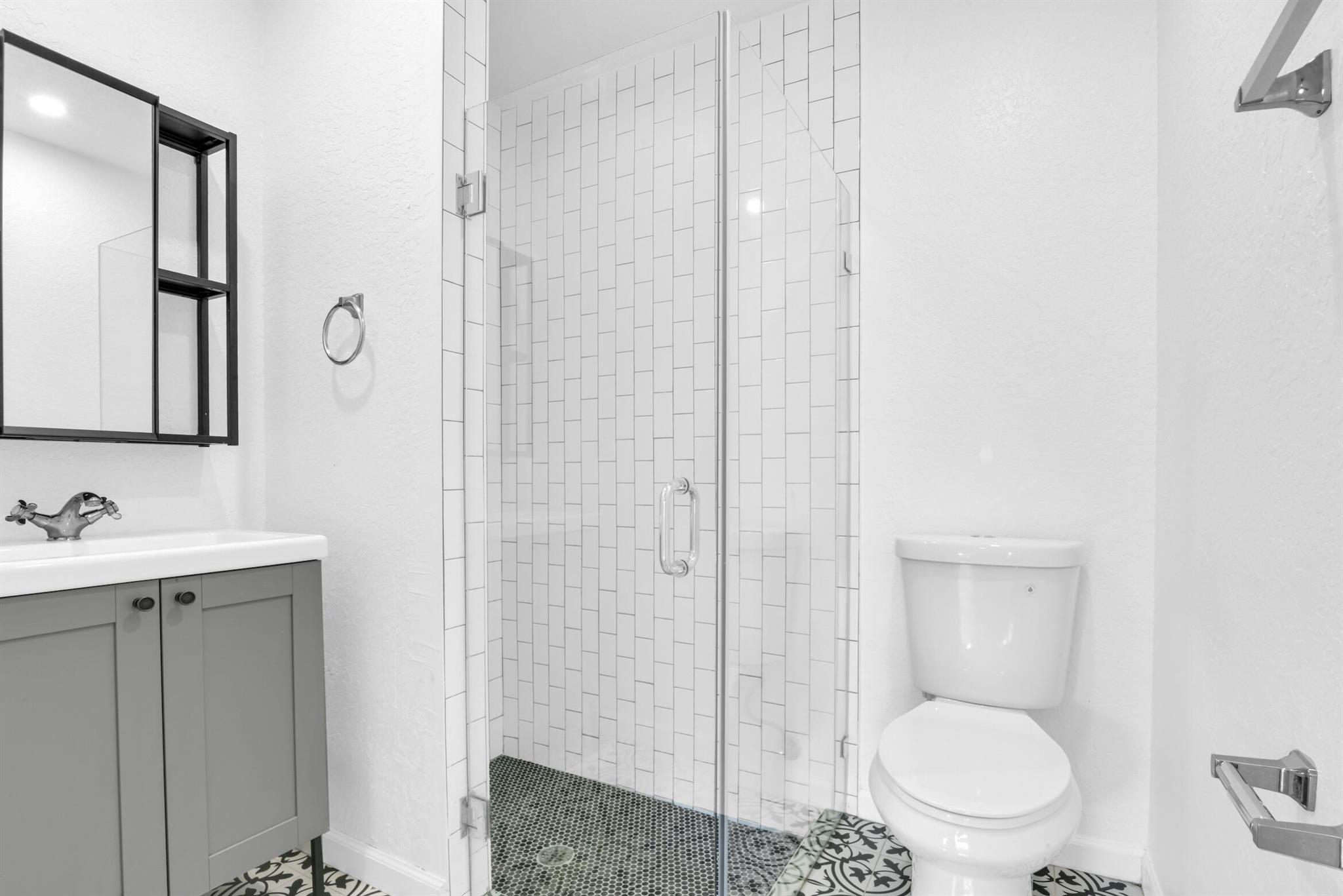 GREENVIEW SHORES 2 OF WEL - Commercial Sale