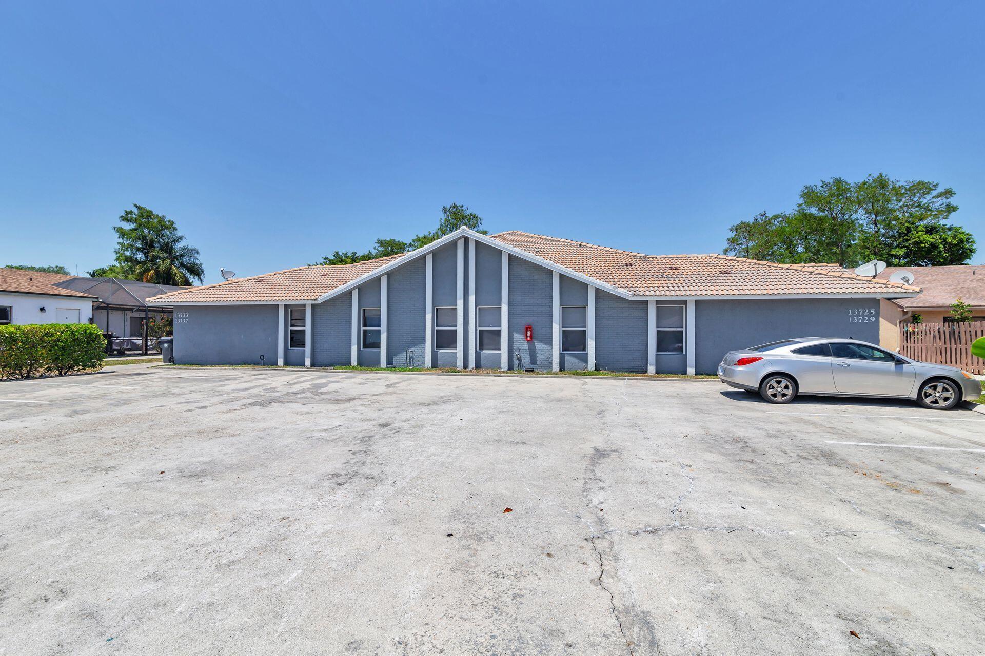 GREENVIEW SHORES 2 OF WEL - Commercial Sale