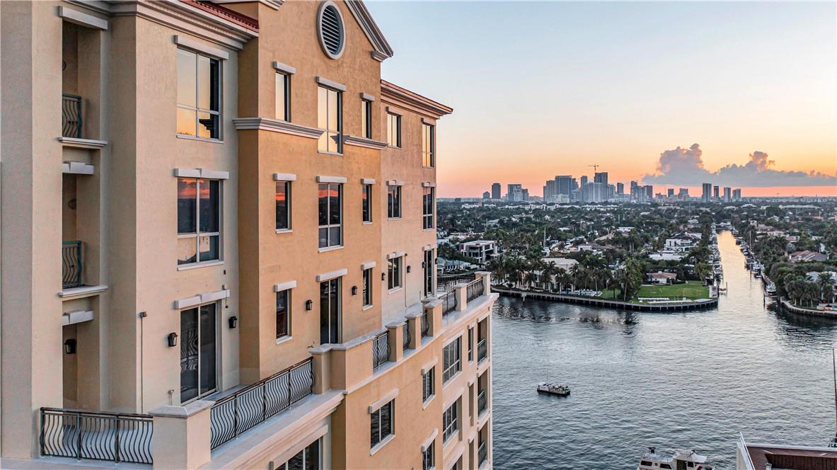 ALHAMBRA PLACE - Residential