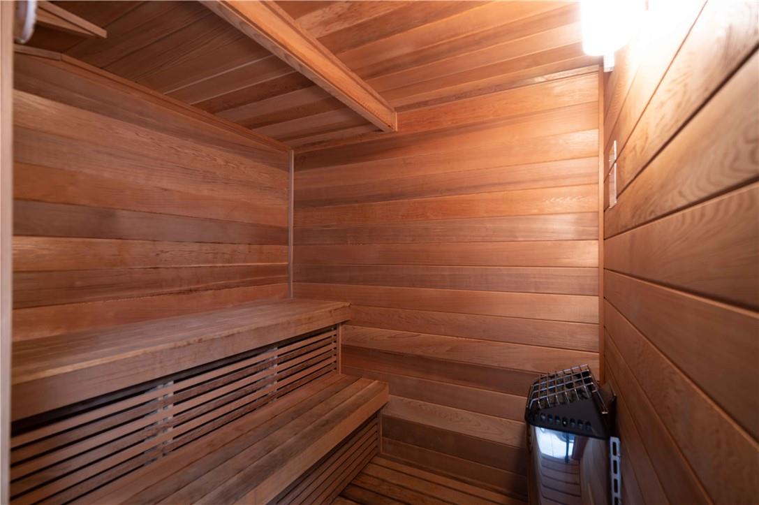 ALHAMBRA PLACE - Residential