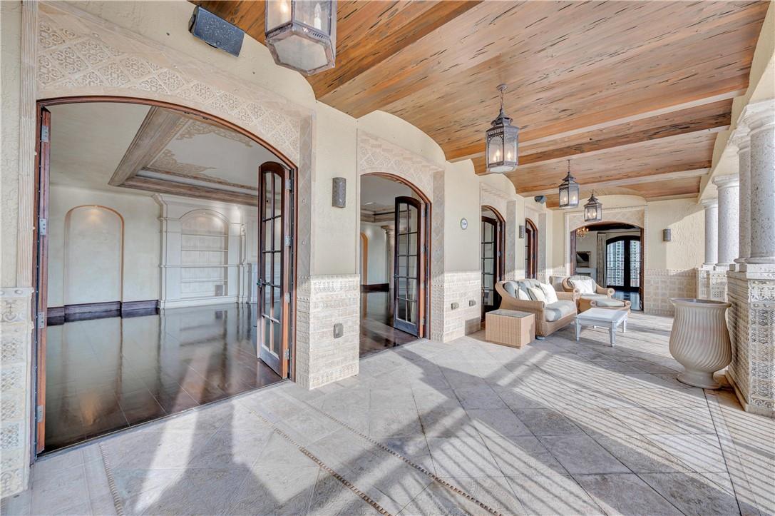 ALHAMBRA PLACE - Residential