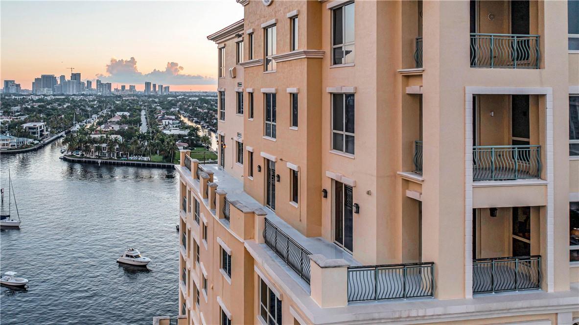 ALHAMBRA PLACE - Residential