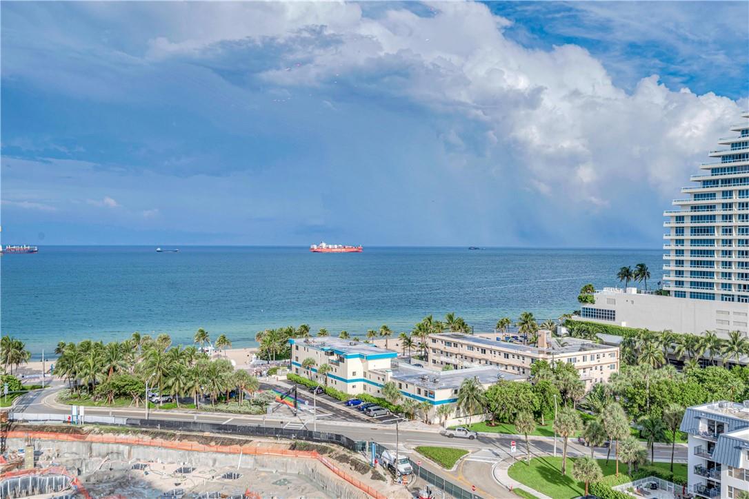 ALHAMBRA PLACE - Residential