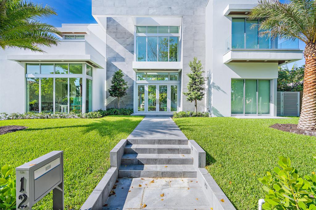 EDGEWATER - Residential