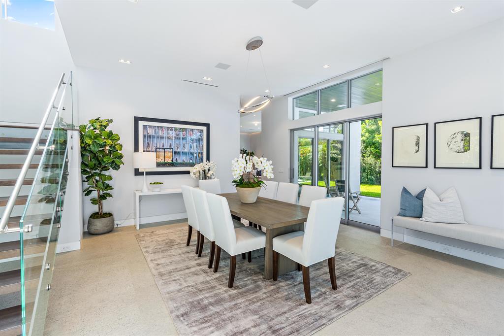 EDGEWATER - Residential