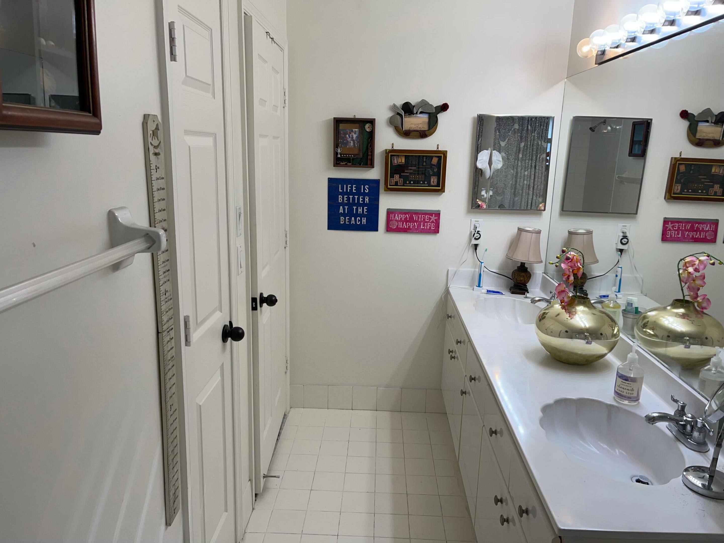 WINSTON TRAILS - Residential