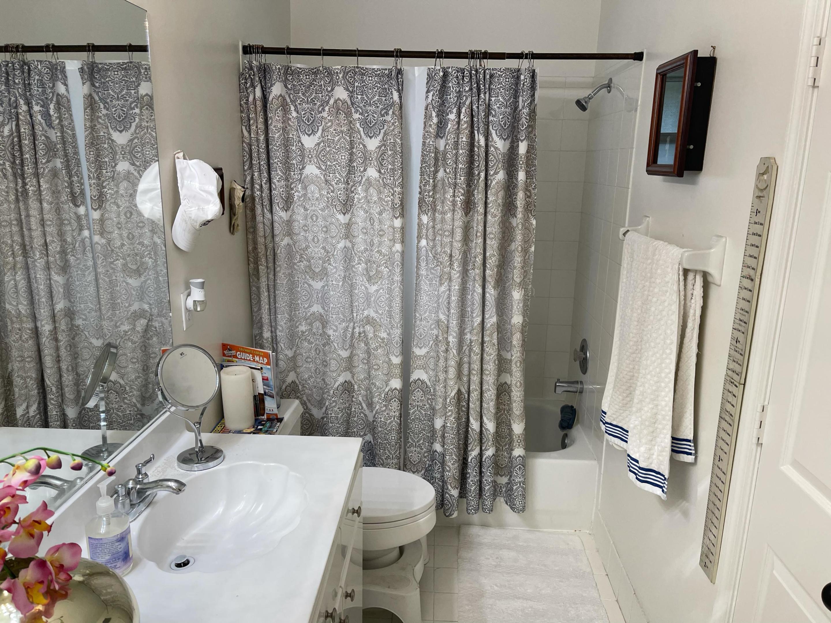 WINSTON TRAILS - Residential