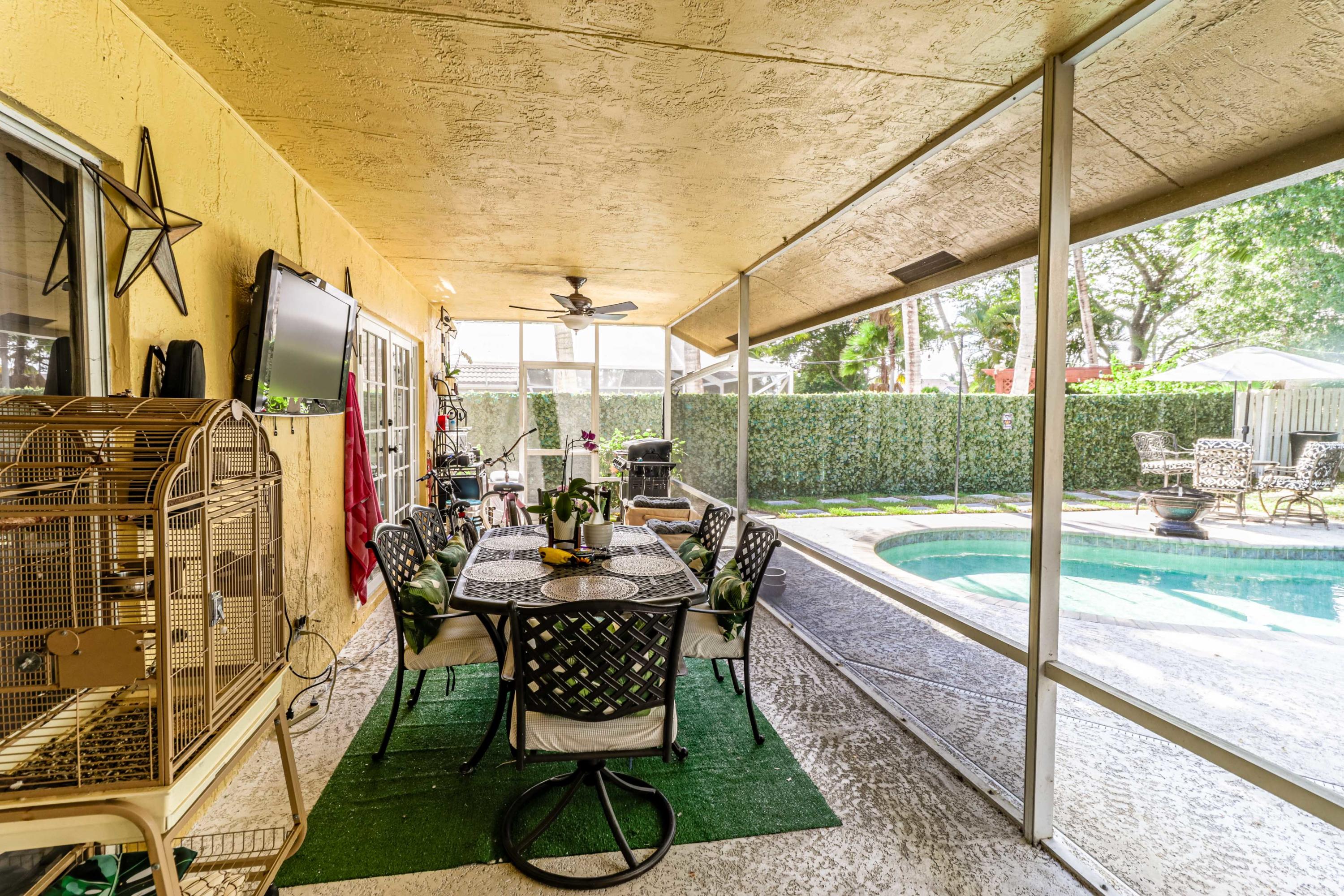 WINSTON TRAILS - Residential