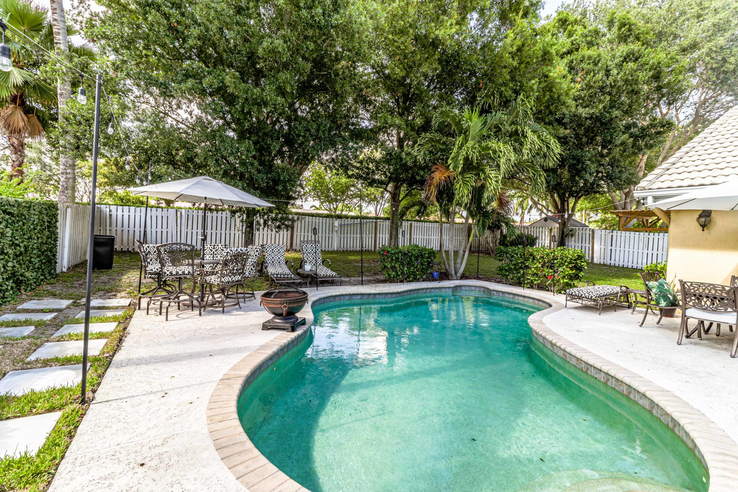 WINSTON TRAILS - Residential