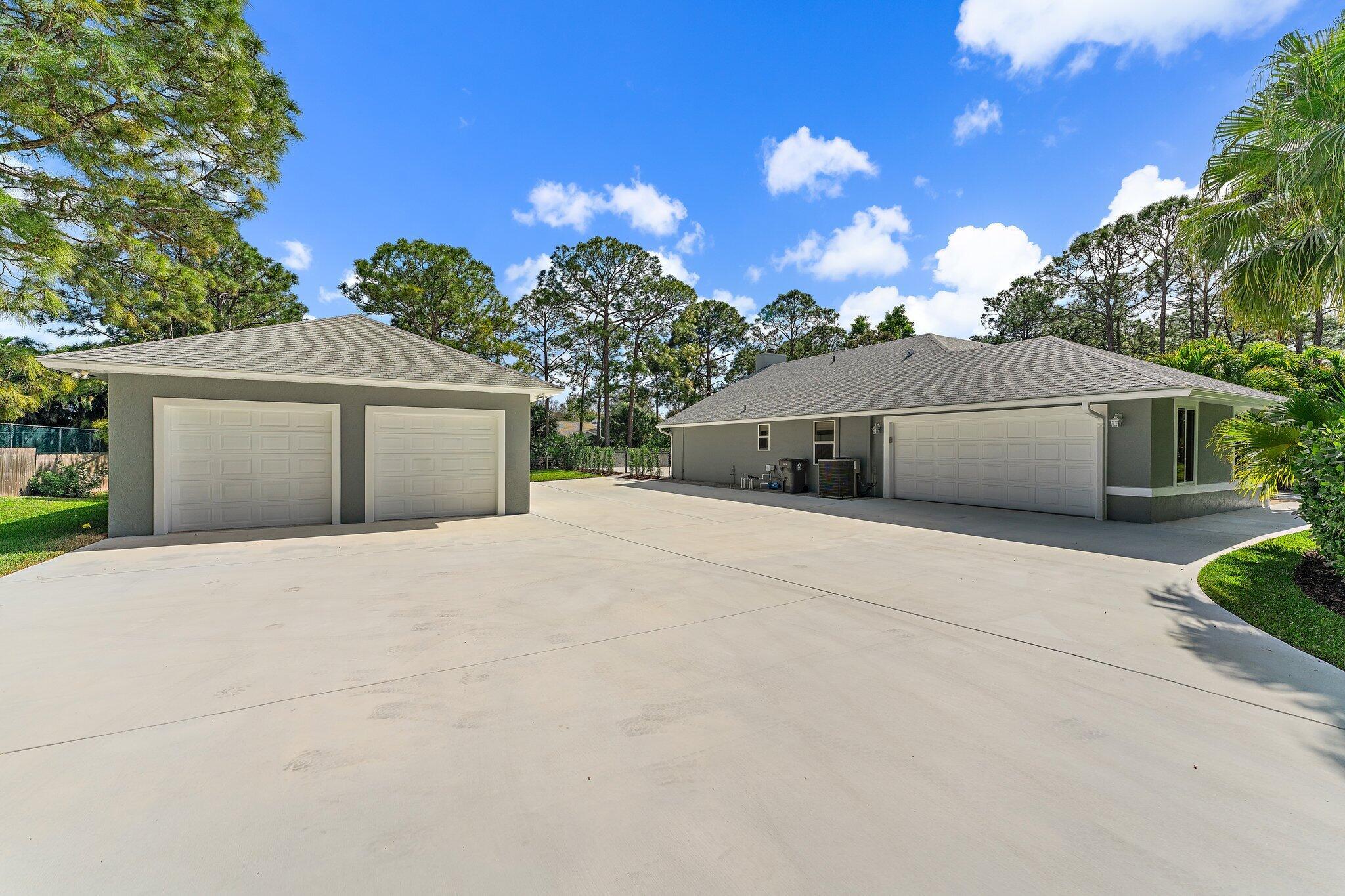 14450 69th Drive N