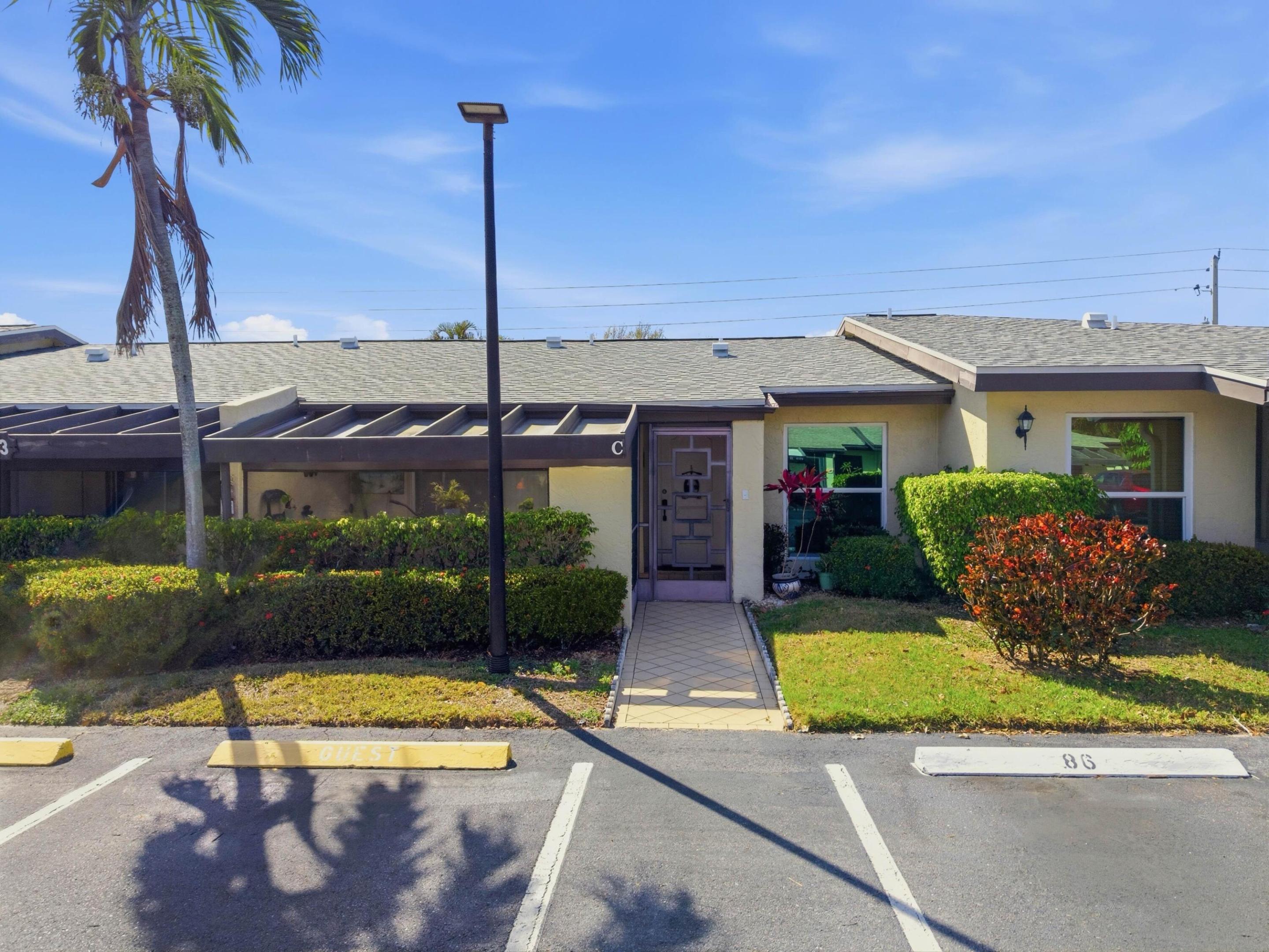 PALM GREENS AT VILLA DEL RAY CONDO II - Residential