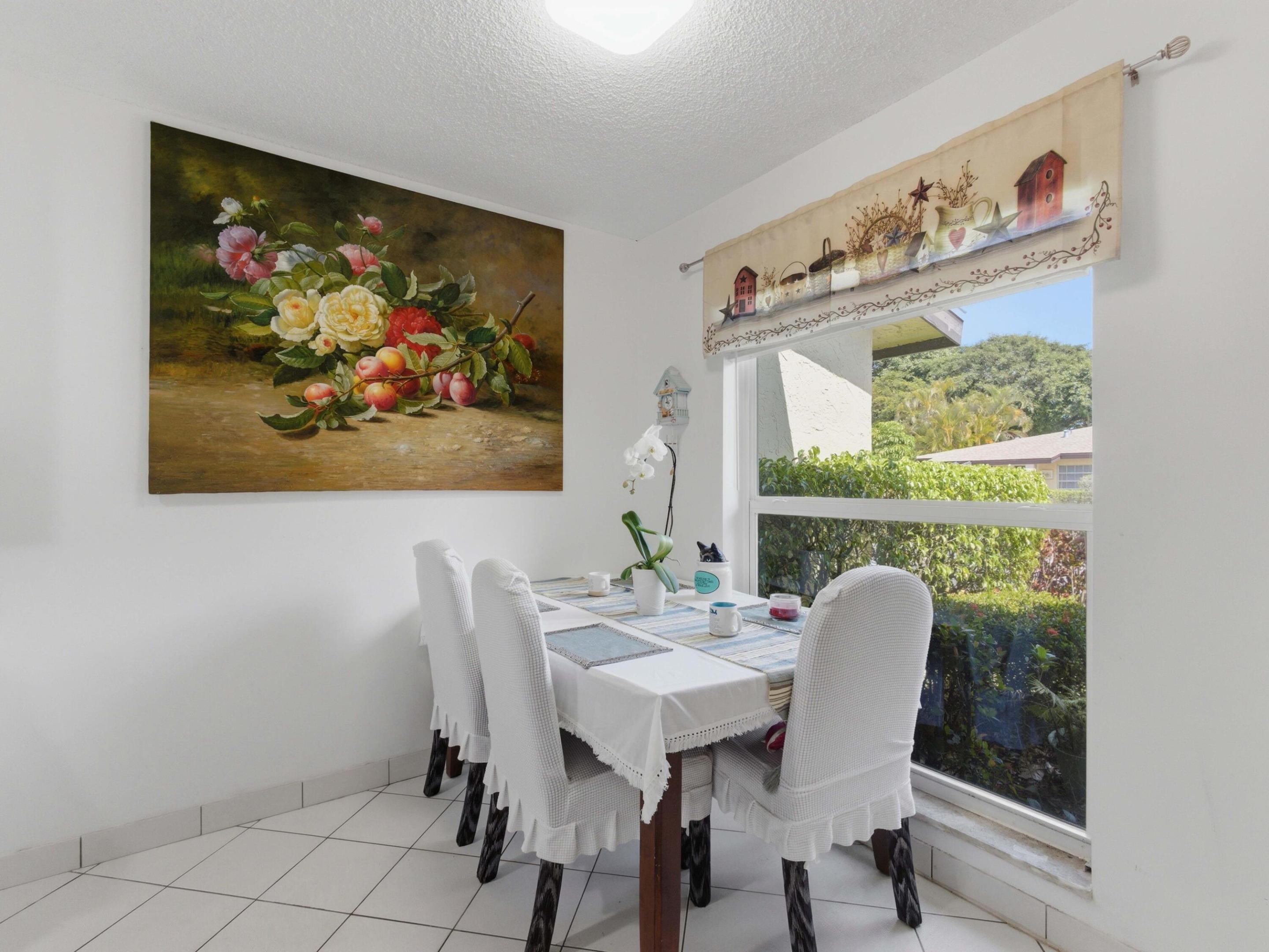 PALM GREENS AT VILLA DEL RAY CONDO II - Residential