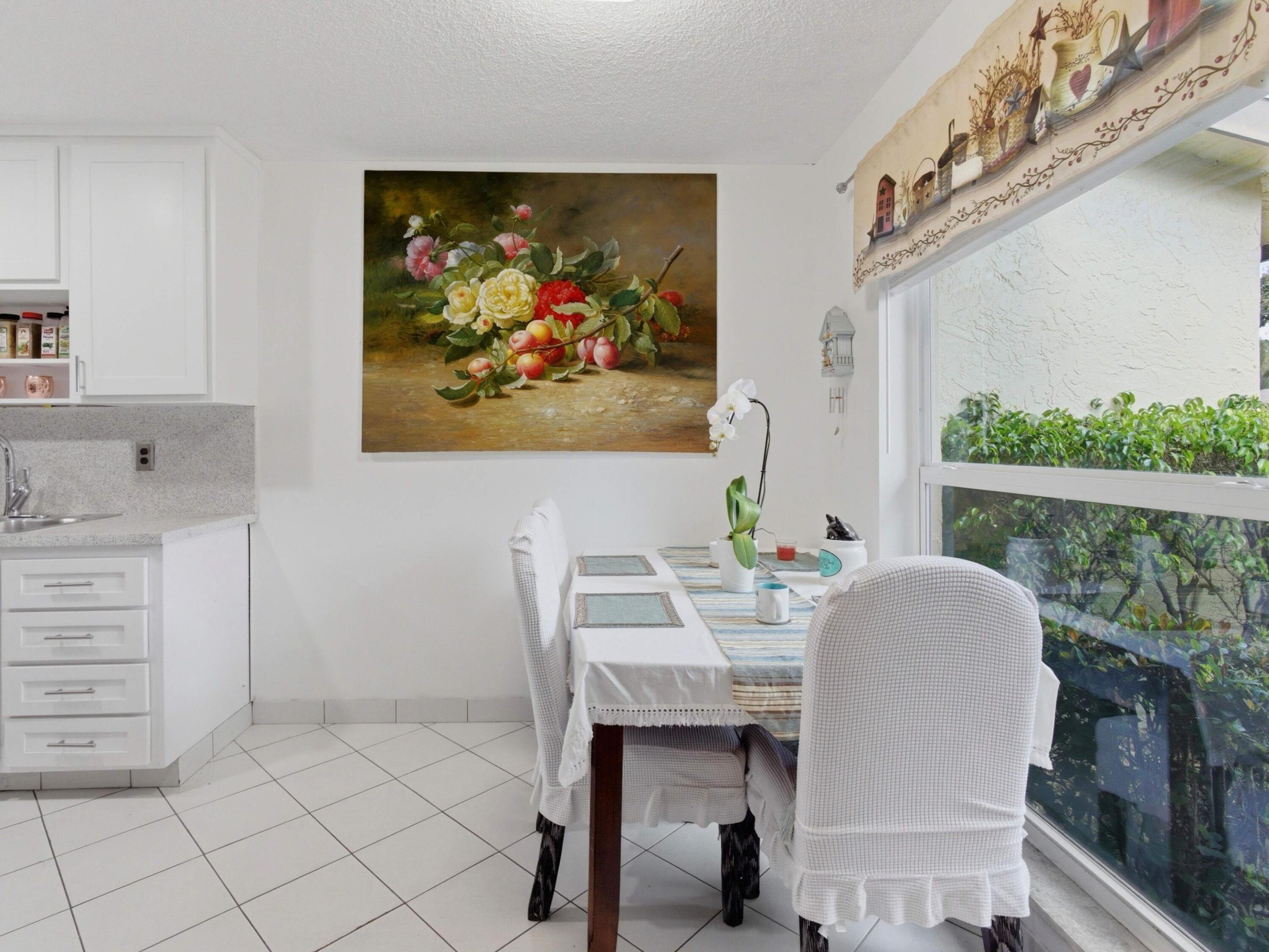 PALM GREENS AT VILLA DEL RAY CONDO II - Residential