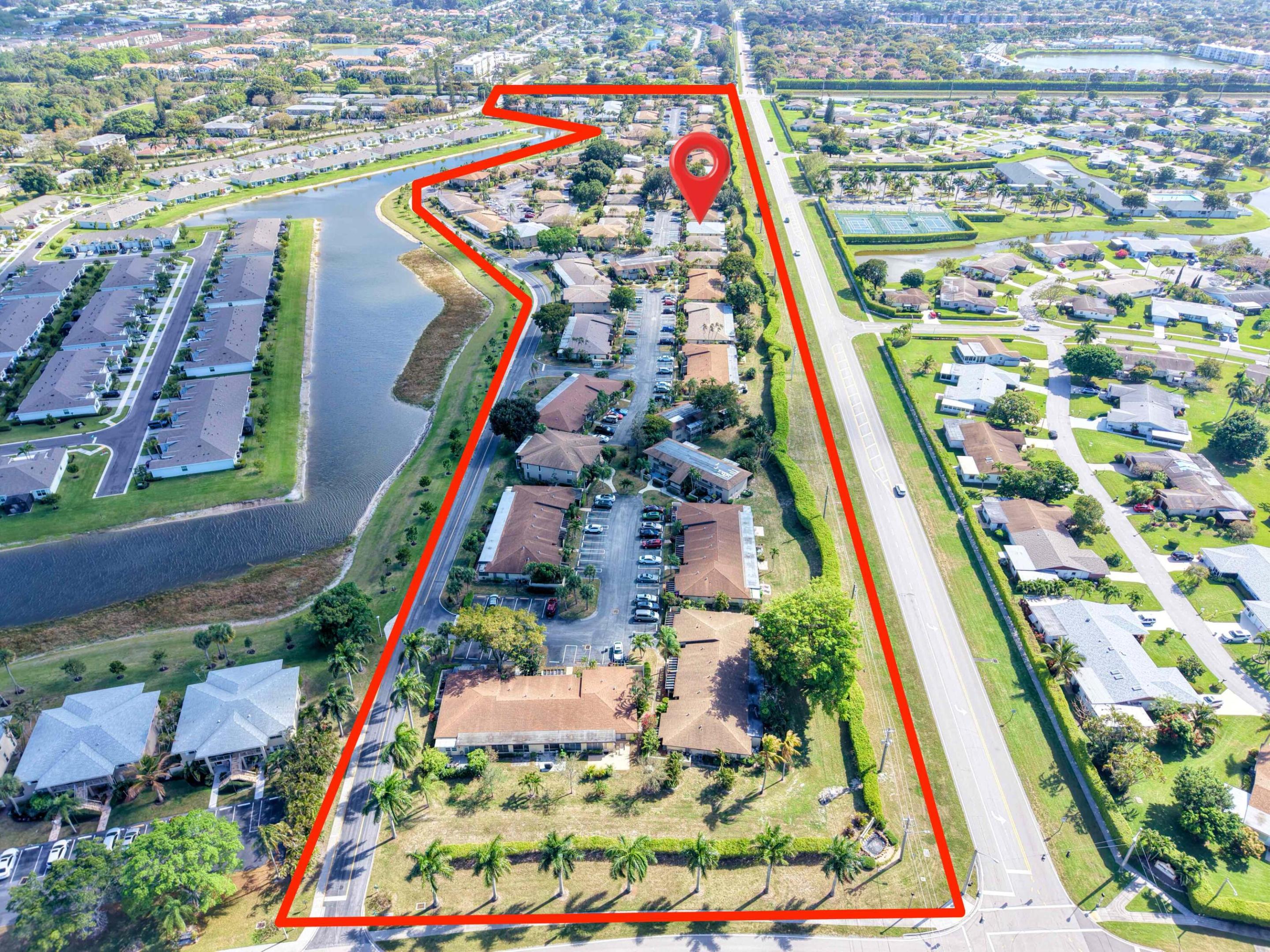 PALM GREENS AT VILLA DEL RAY CONDO II - Residential