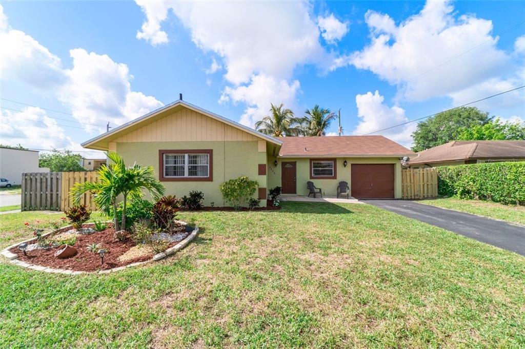 DEL RIO ESTATES - Residential